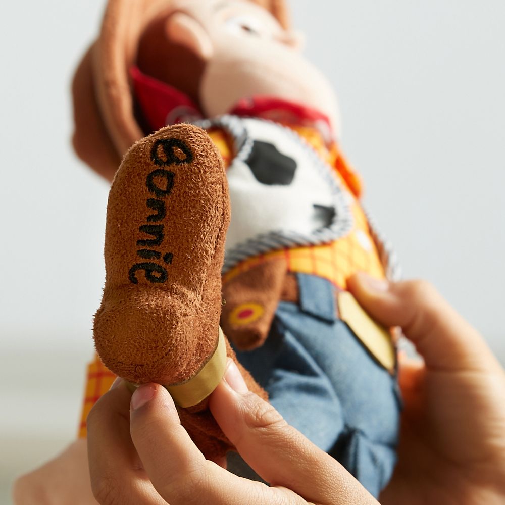 Woody Plush &ndash; Toy Story 4 &ndash; Medium 18 1/2''