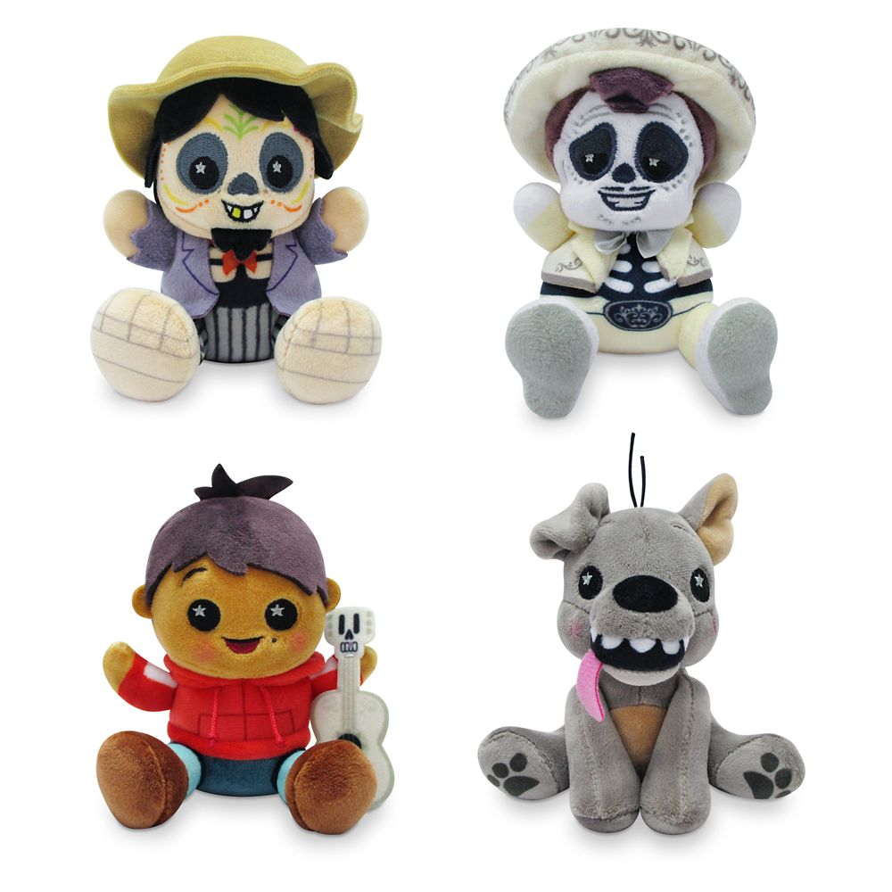 Disney Parks Wishables Mystery Plush Coco Plaza De La Familia Series Micro 5 1 2 Disney Store