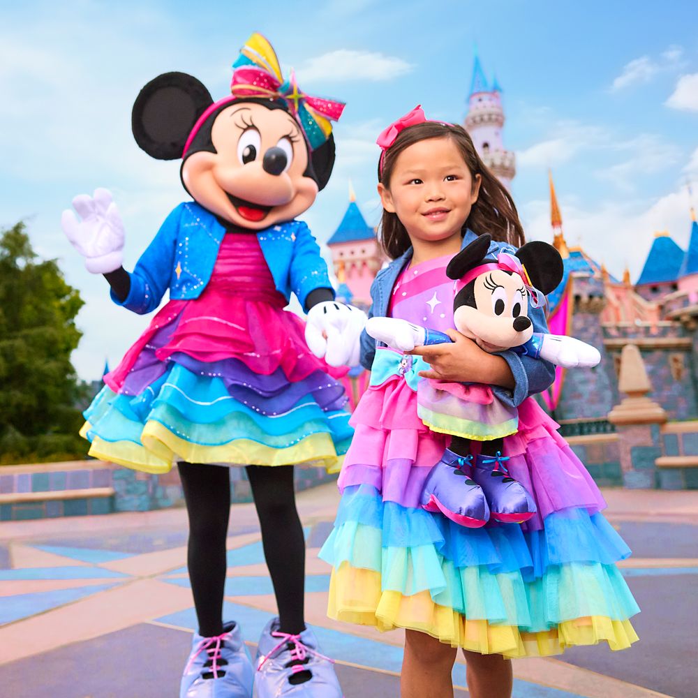 Minnie Mouse Plush &ndash; Disneyland 70th Anniversary &ndash; Small 15''