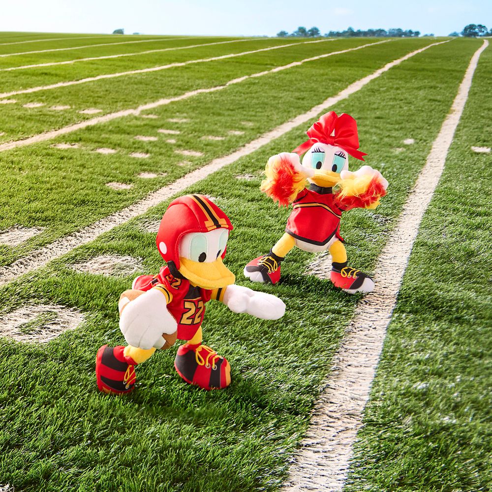 Daisy Duck Football Plush &ndash; Mini Bean Bag 9'' &ndash; Exclusive