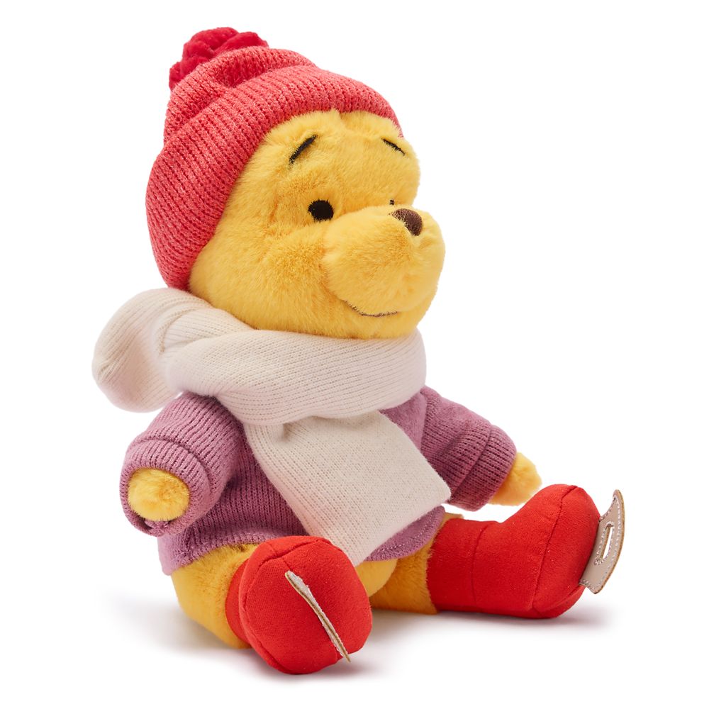 Winnie the Pooh Ice Skating Plush &ndash; 8 1/4'' &ndash; Disney Store Europe &ndash; Exclusive