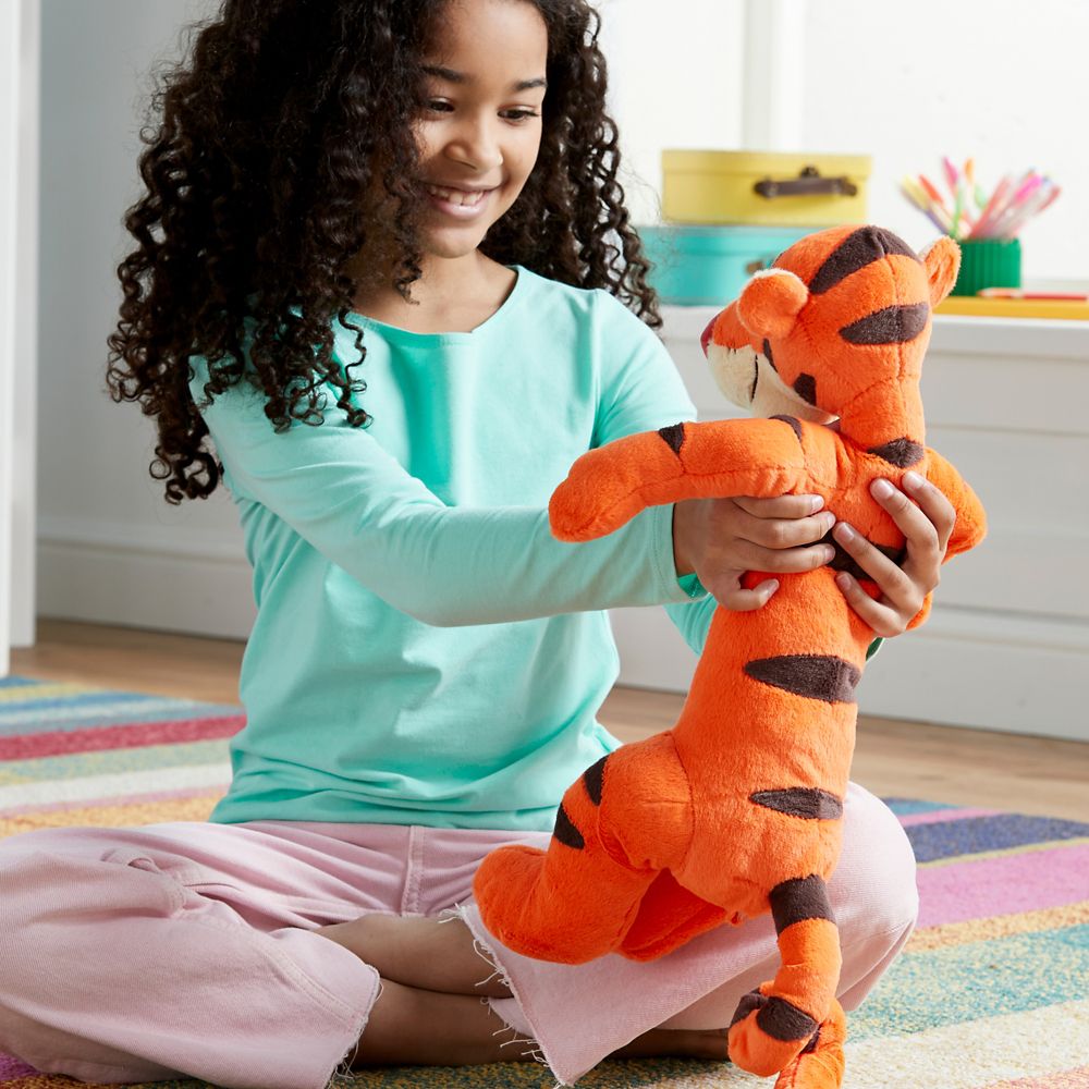 Tigger Plush &ndash; Medium 16''