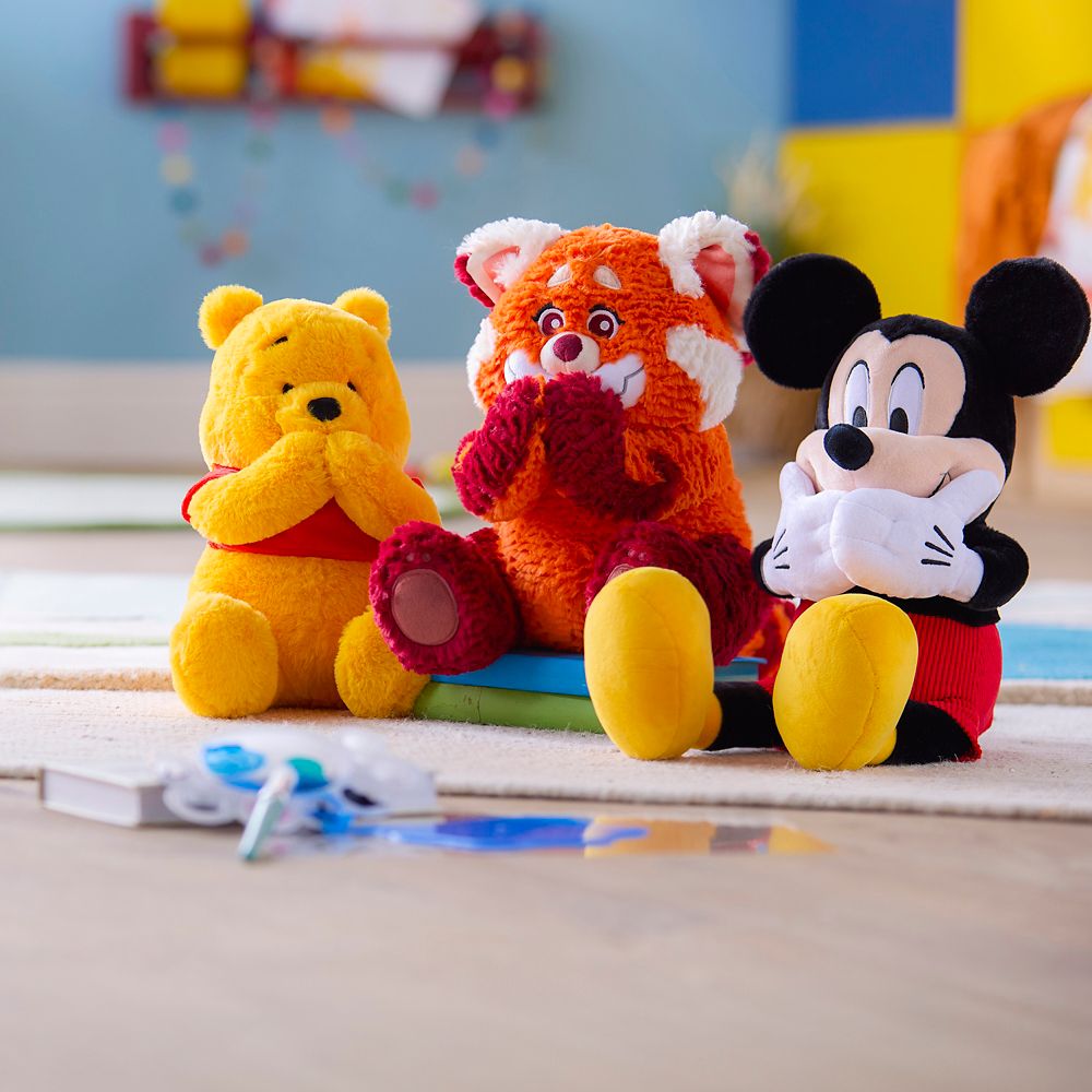 Winnie the Pooh Giggle and Wiggle Plush &ndash; 11''