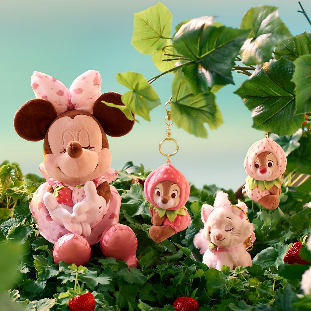 Minnie Mouse Strawberry Plush &ndash; 10'' &ndash; Disney Store Japan