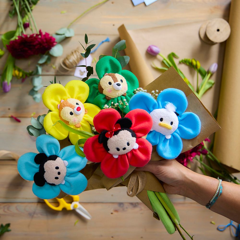 Minnie Mouse Plush Flower &ndash; Blooms by Disney &ndash; 14''