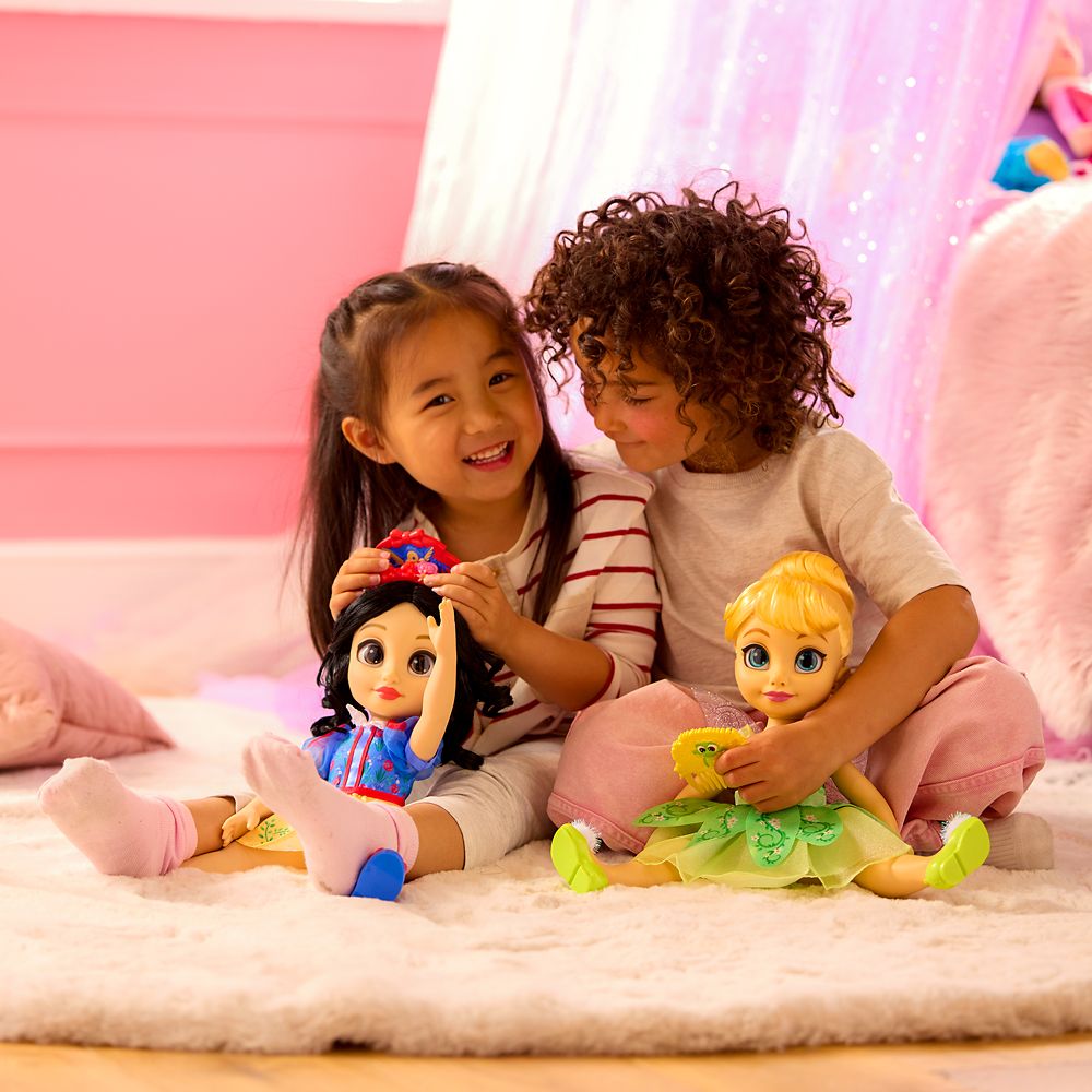 Snow White Disney Once Upon a Story Doll &ndash; 16''