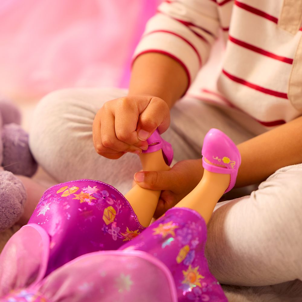 Rapunzel Disney Once Upon a Story Doll &ndash; Tangled &ndash; 16''