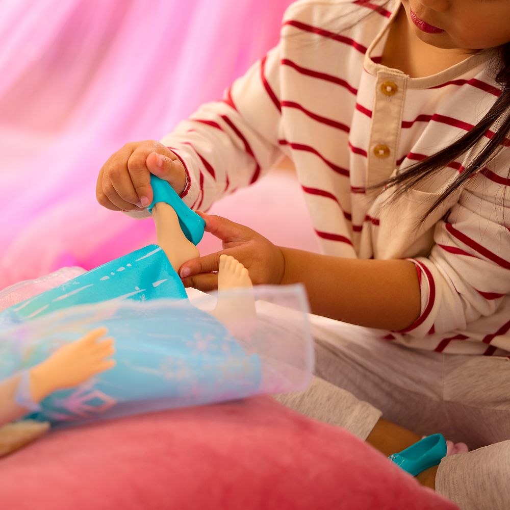 Elsa Disney Once Upon a Story Doll &ndash; Frozen &ndash; 16''