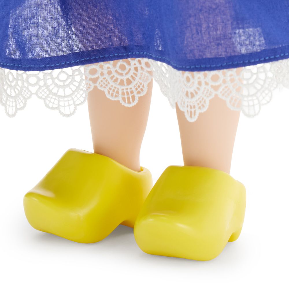 Disney Animator's Collection ''it's a small world'' Holland Singing Doll &ndash; 15''