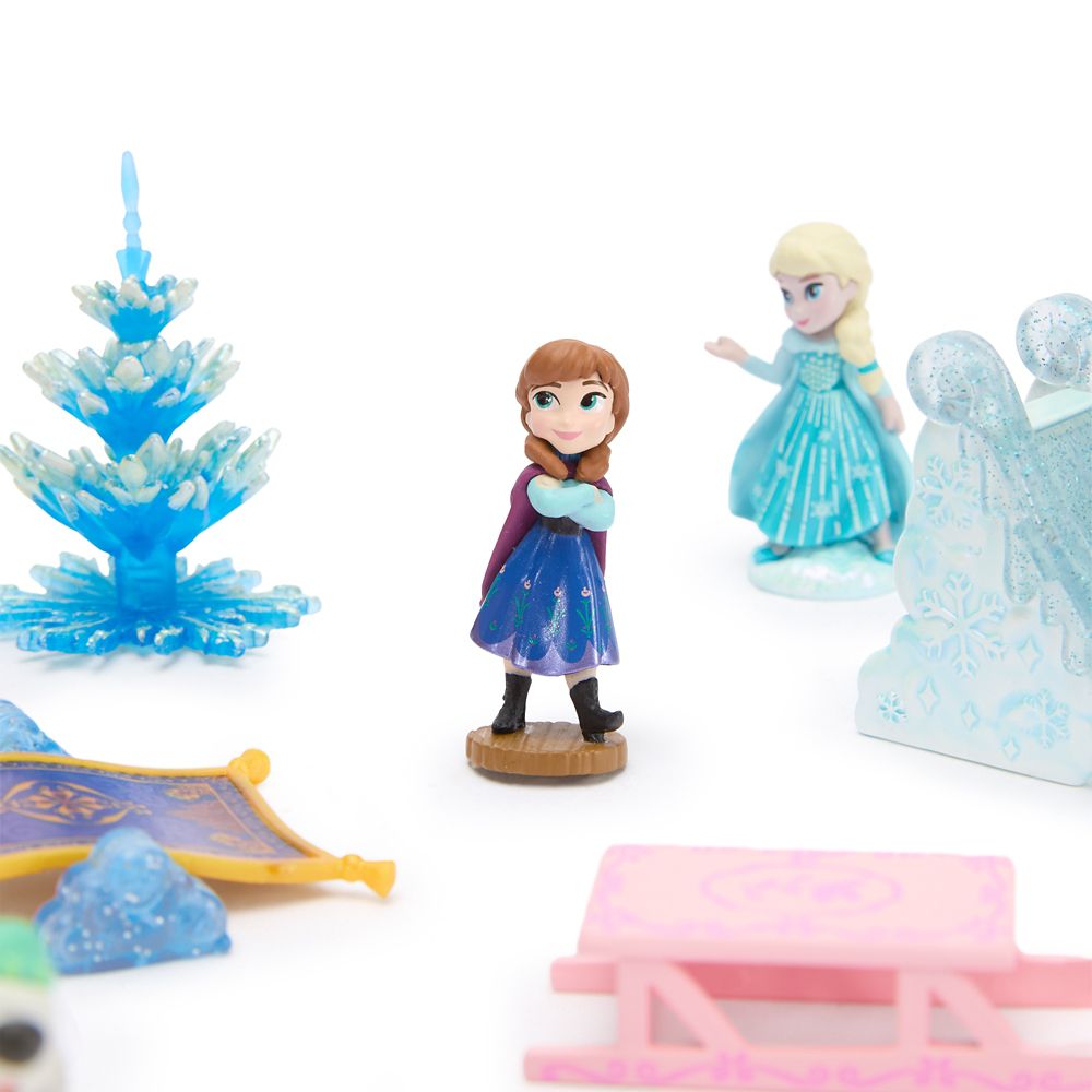 Disney Once Upon a Story 24-Day Countdown Calendar Micro Figure Set