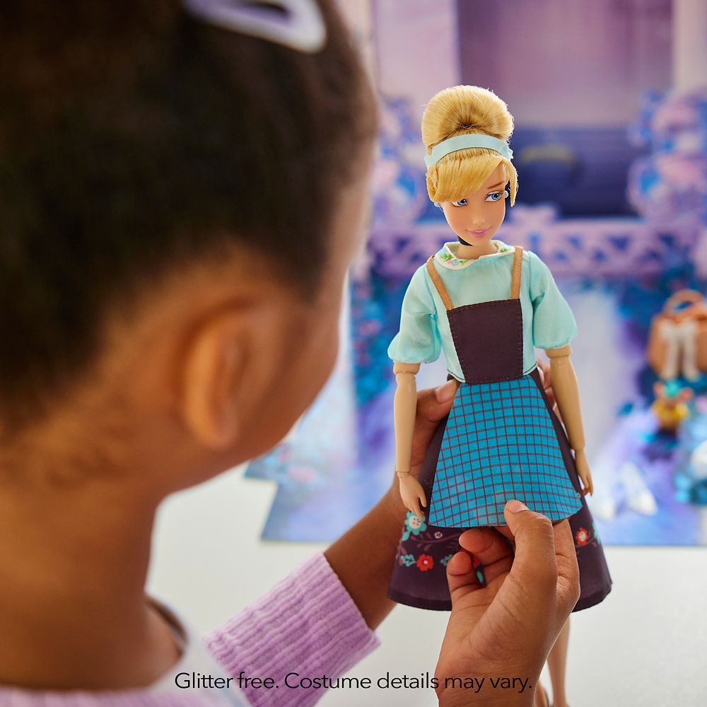 Cinderella Disney Story Doll &ndash; 11 1/2''