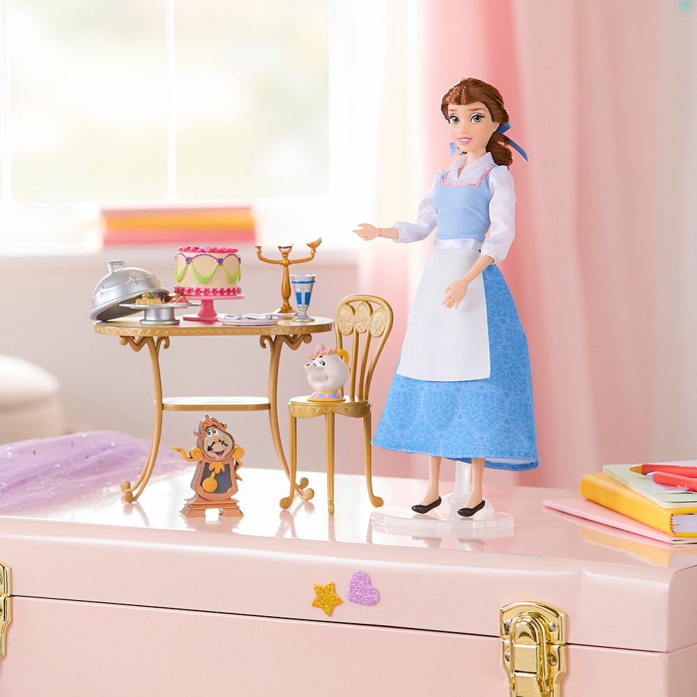 Belle Classic Doll Playset &ndash; Beauty and the Beast
