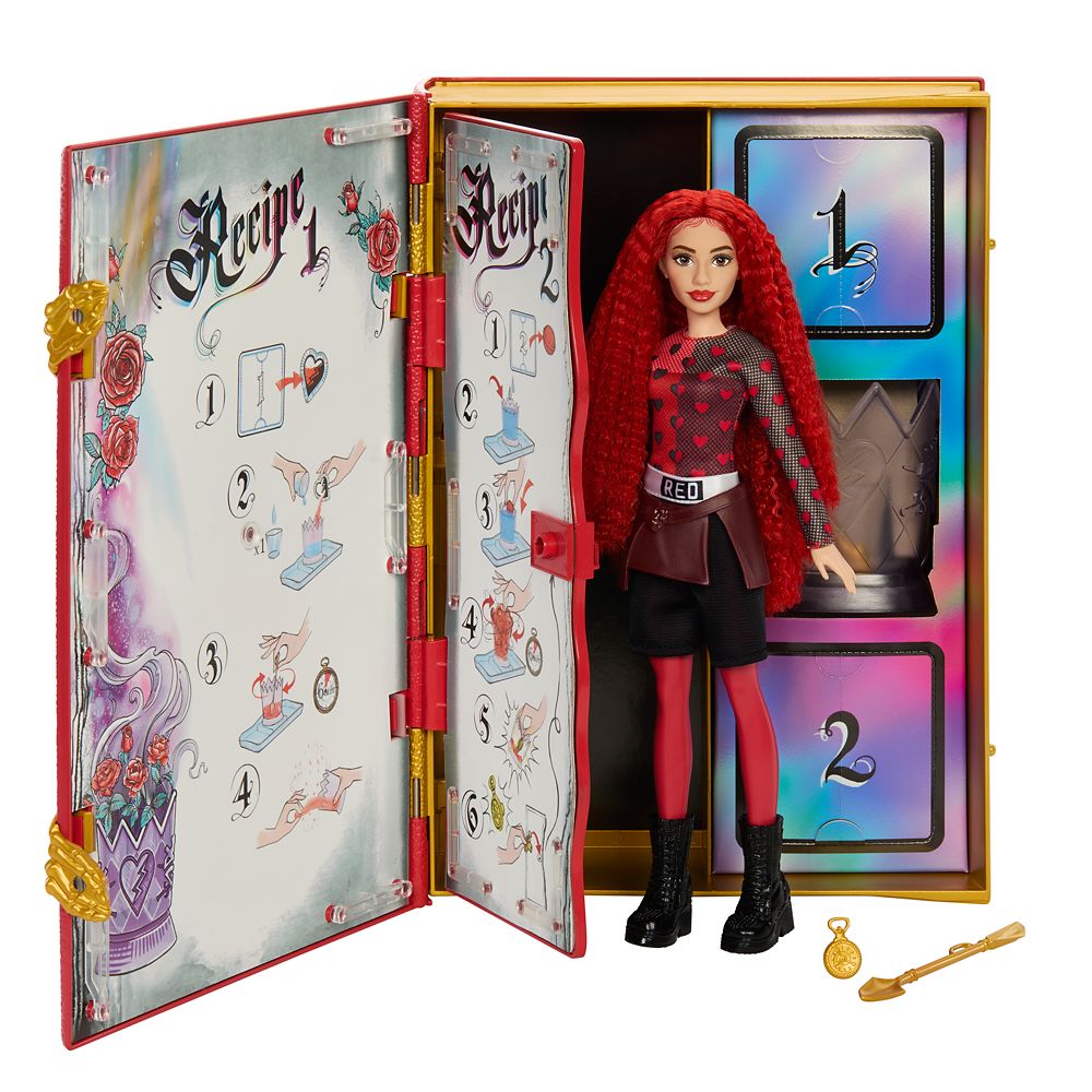 The Sorcerer’s Cookbook with Red Doll – Descendants: The Rise of Red