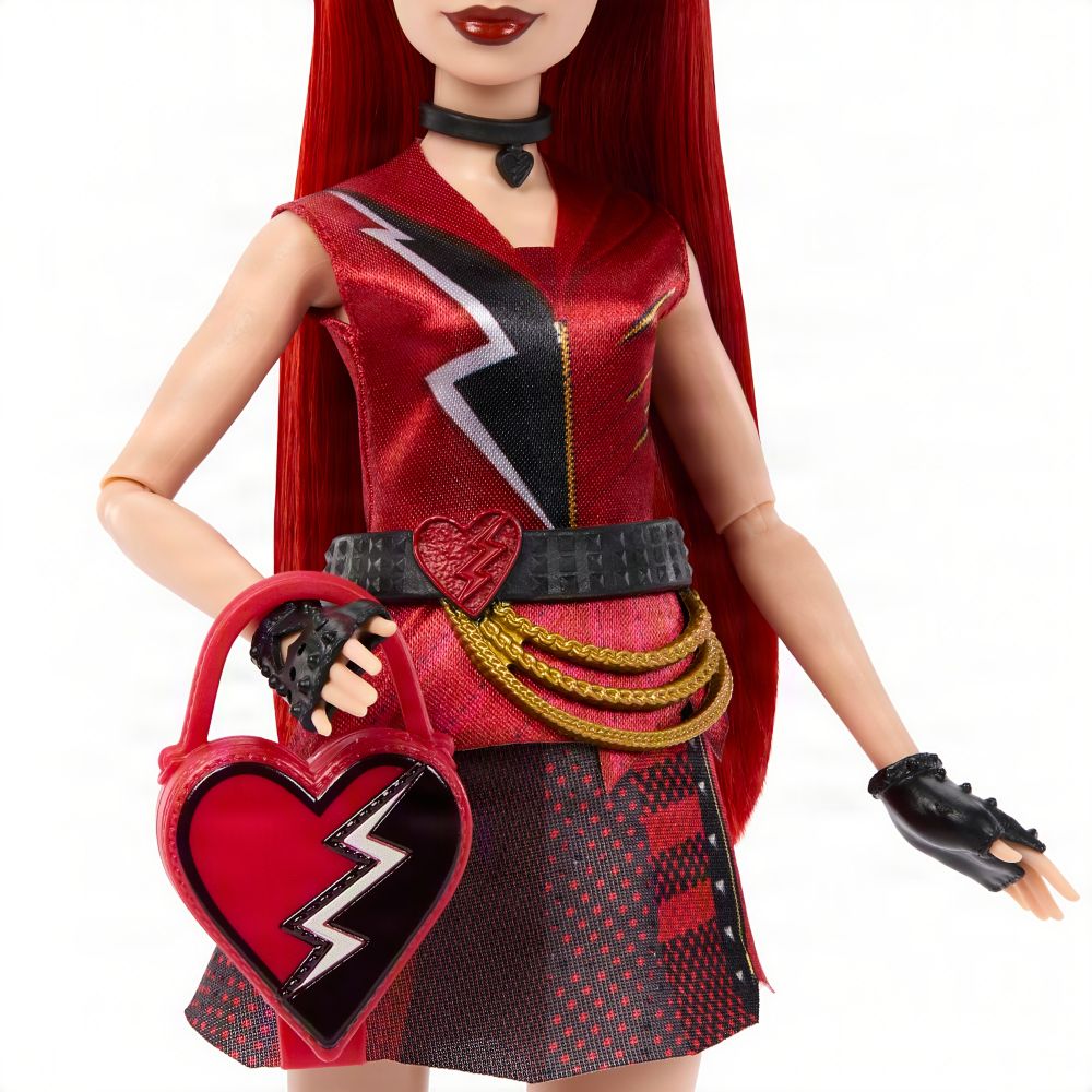 Red ''Tea Party Reveal'' Doll &ndash; Descendants: Wicked Wonderland &ndash; 11''