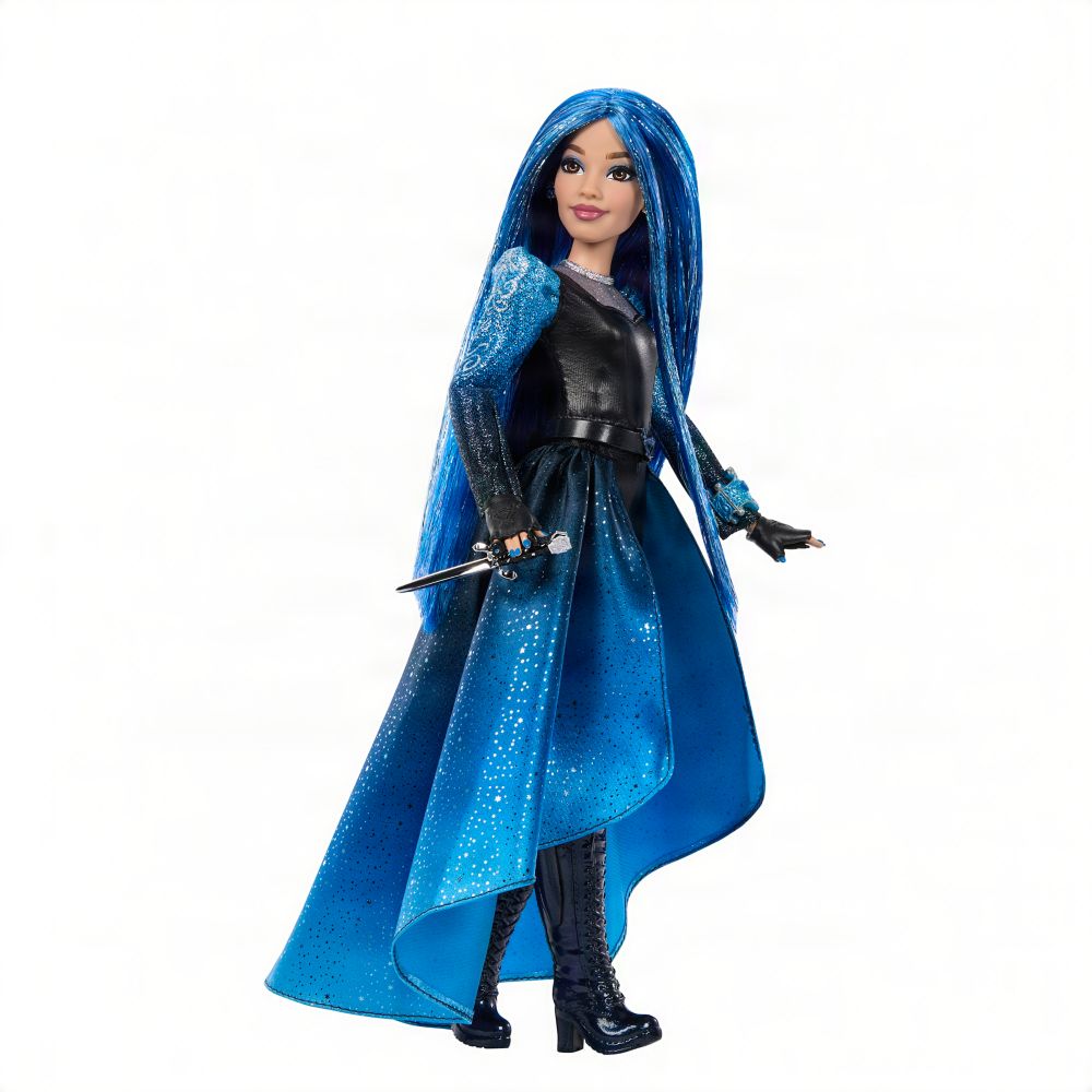 Chloe Deluxe Fashion Doll &ndash; Descendants: Wicked Wonderland &ndash; 11''