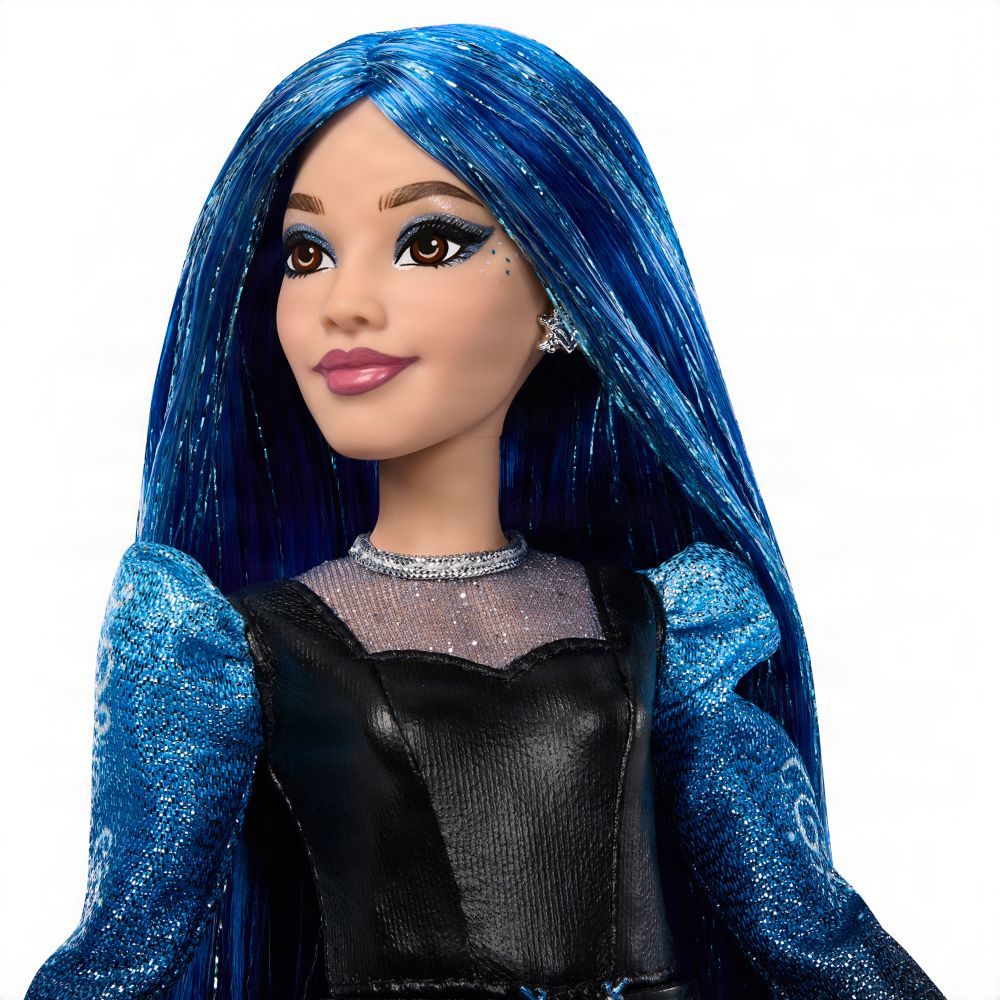 Chloe Deluxe Fashion Doll &ndash; Descendants: Wicked Wonderland &ndash; 11''