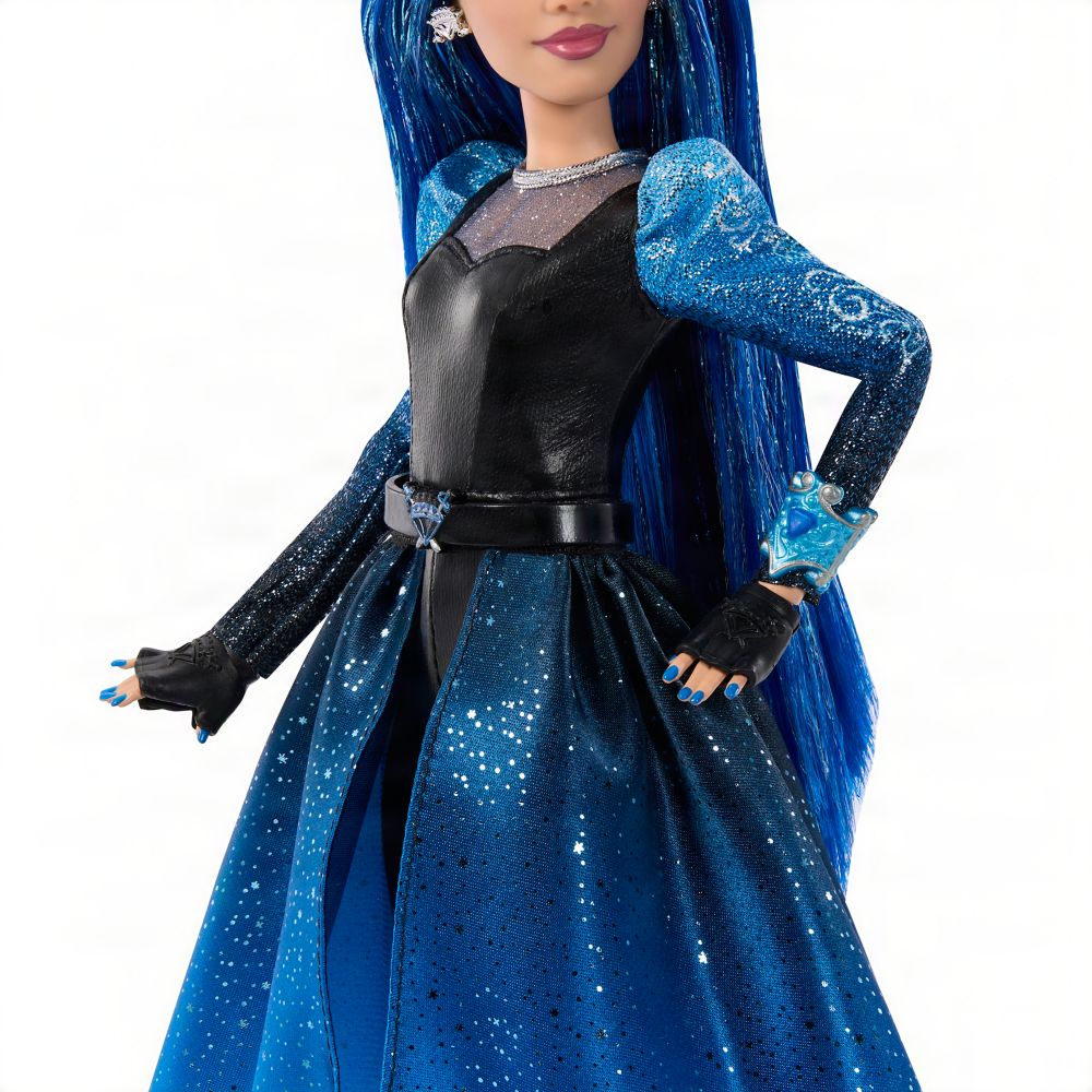 Chloe Deluxe Fashion Doll &ndash; Descendants: Wicked Wonderland &ndash; 11''