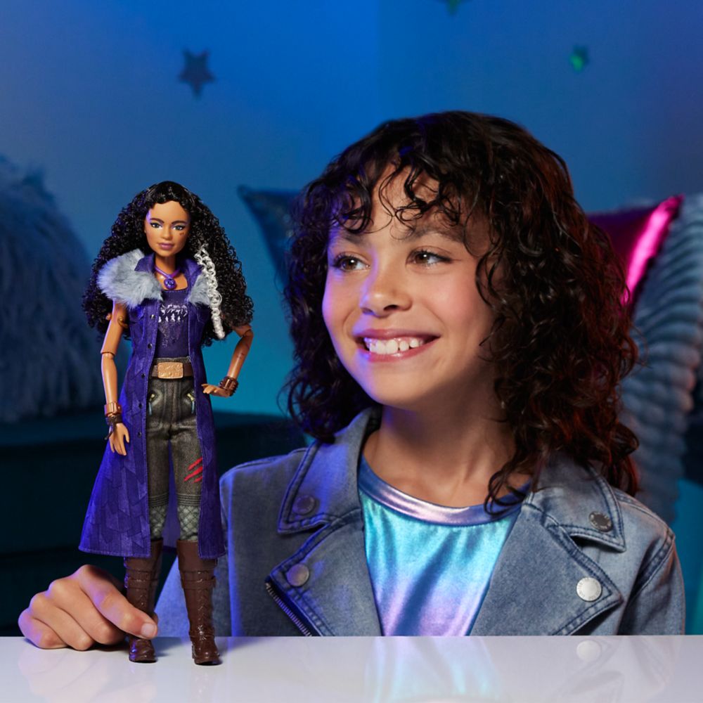 Willa Lykensen Doll by Mattel &ndash; Zombies 4: Dawn of the Vampires &ndash; 12''