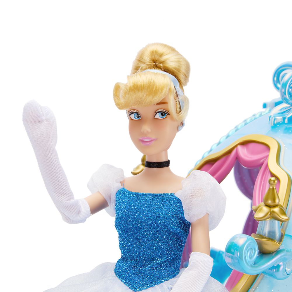 Cinderella Doll, Horse and Light-Up Carriage Deluxe Gift Set