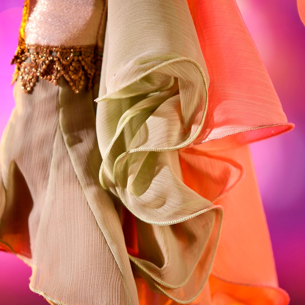 Tiana Limited Edition Doll - Tiana's Bayou Adventure