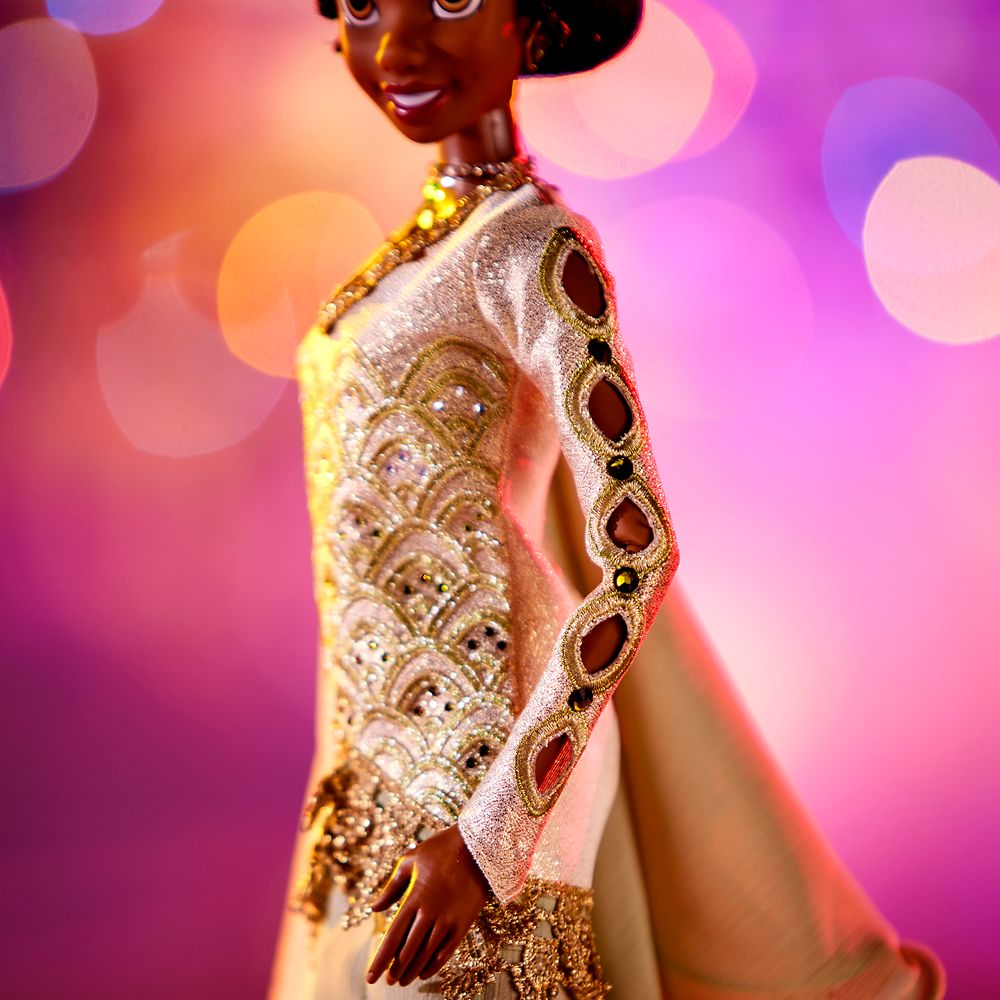 Tiana Limited Edition Doll - Tiana's Bayou Adventure