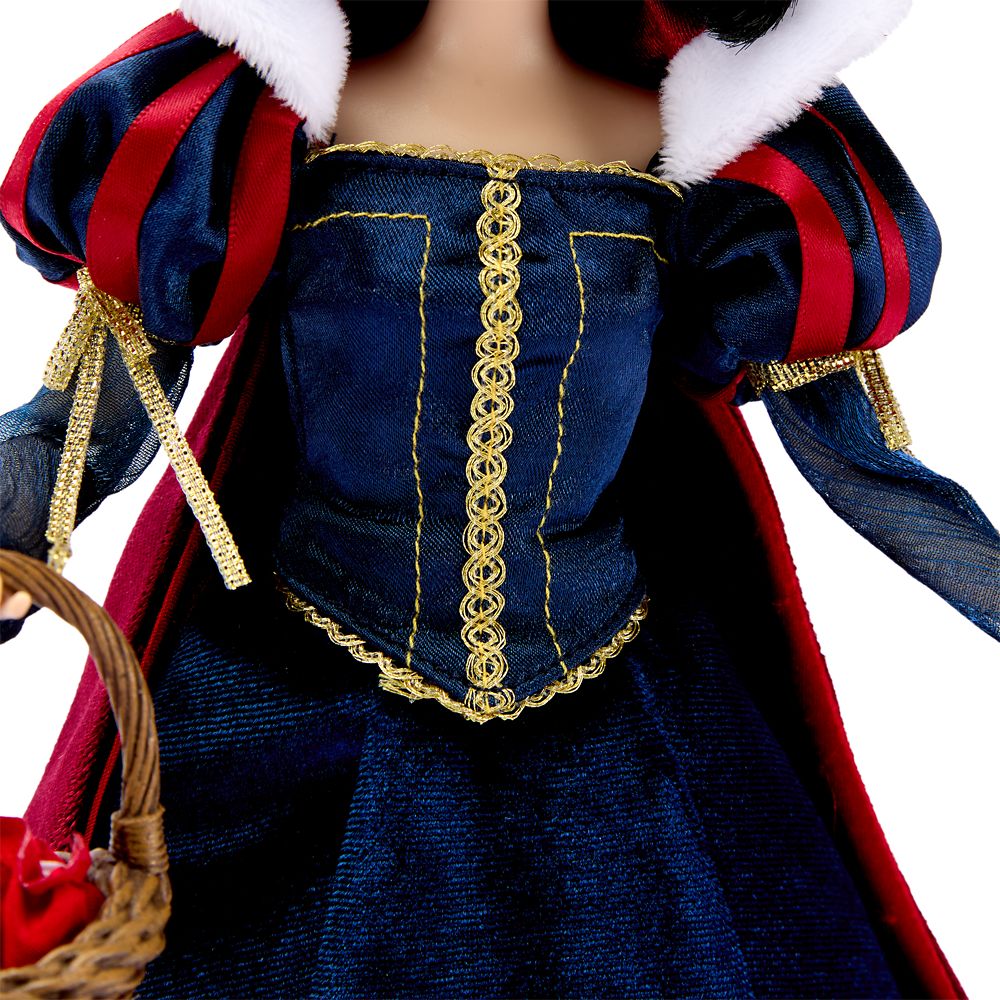 Snow White 2025 Holiday Special Edition Doll