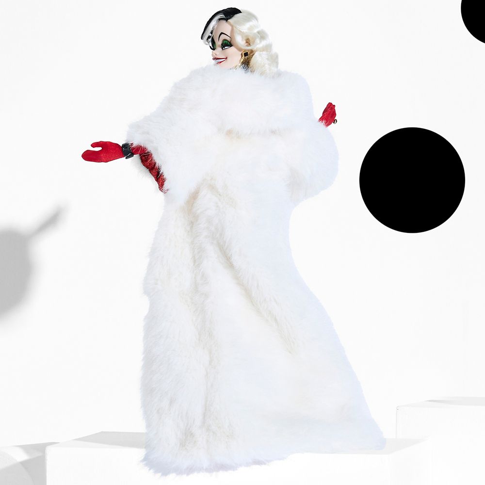 Cruella De Vil Limited Edition Doll &ndash;101 Dalmatians 65th Anniversary &ndash; Limited Edition &ndash; 16''