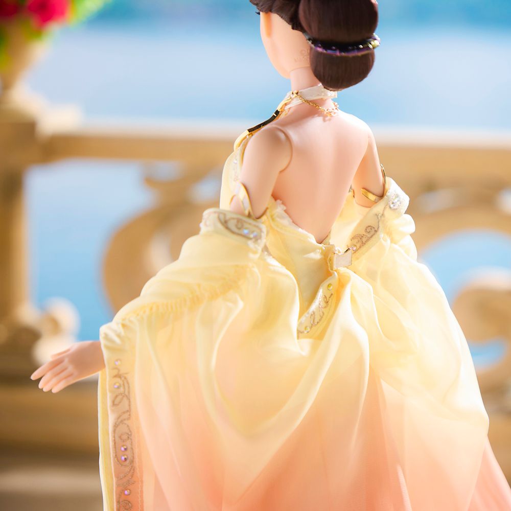 Padm&eacute; Amidala Limited Edition Collector's Doll &ndash; Star Wars Episode II: Attack of the Clones &ndash; 17''