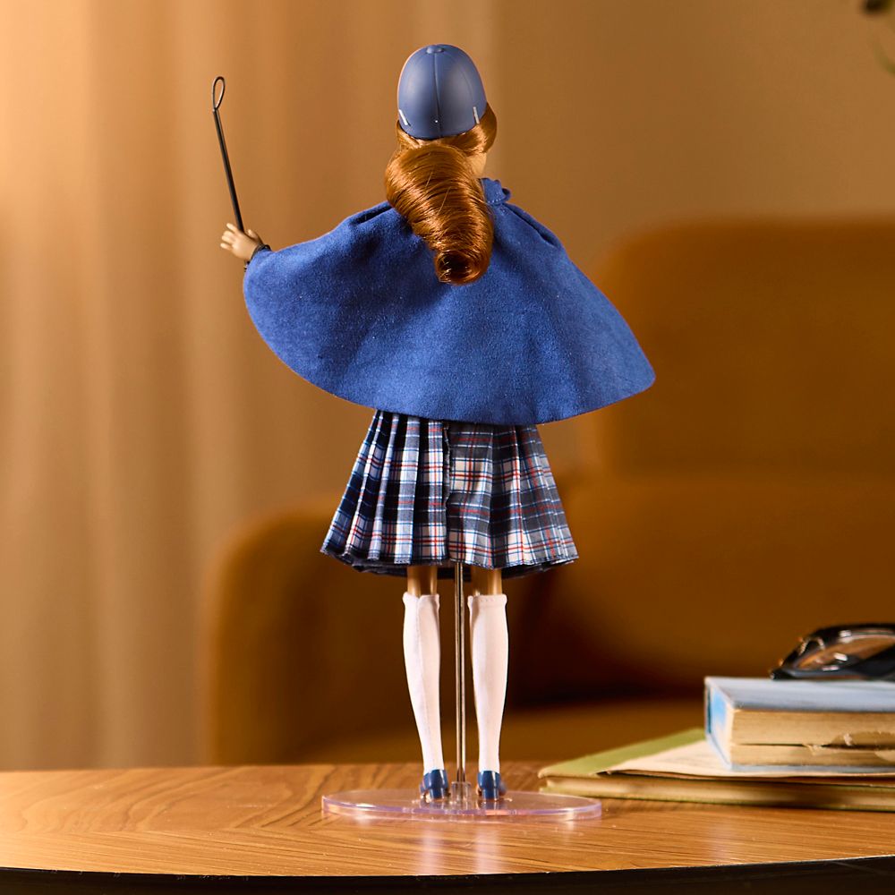 Guest Relations Cast Member Doll &ndash; Special Edition 2026 &ndash; 11 1/2''