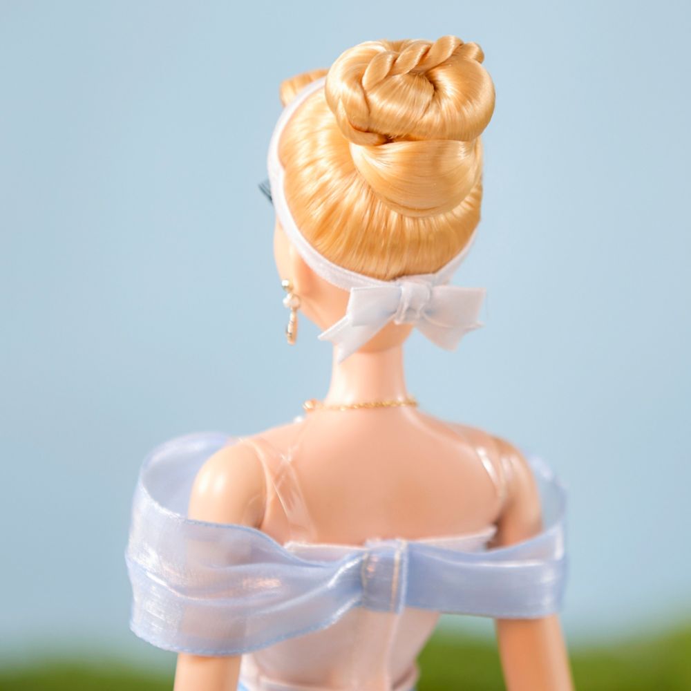 Cinderella Limited Edition Doll &ndash; Walt Disney World 55th Anniversary &ndash; 16''