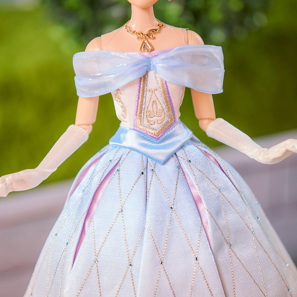 Cinderella Limited Edition Doll &ndash; Walt Disney World 55th Anniversary &ndash; 16''