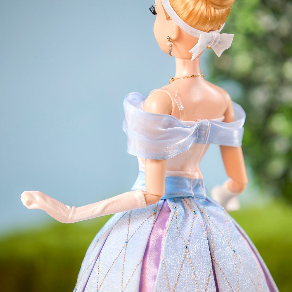 Cinderella Limited Edition Doll &ndash; Walt Disney World 55th Anniversary &ndash; 16''