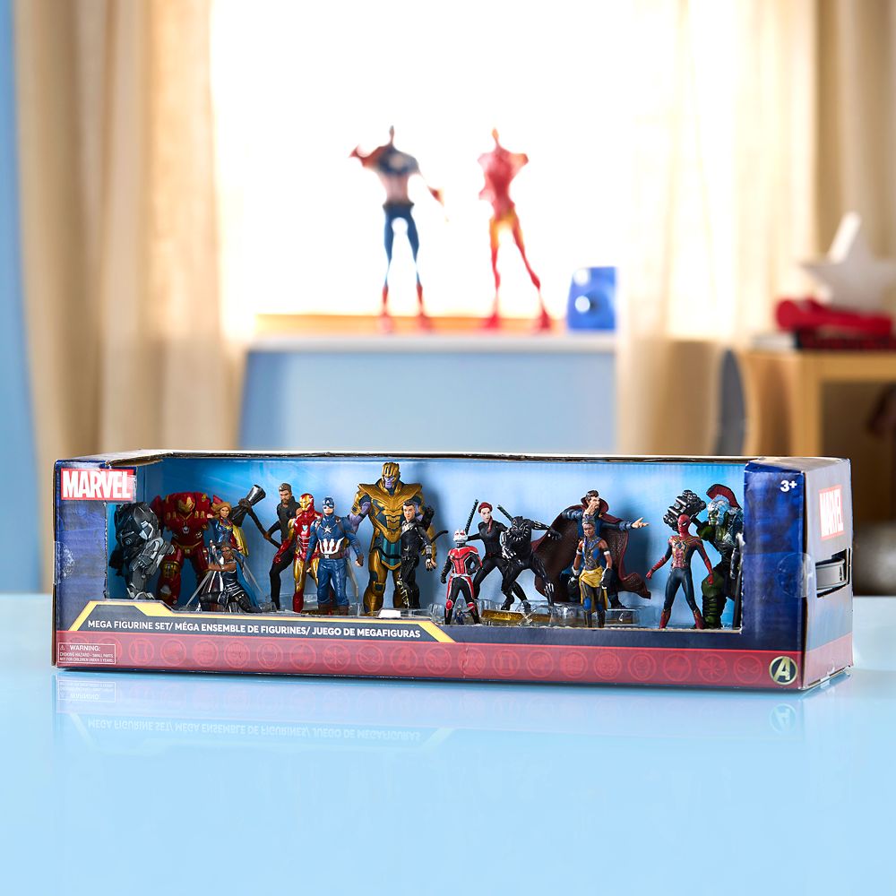 Marvel's Avengers Mega Figure Set
