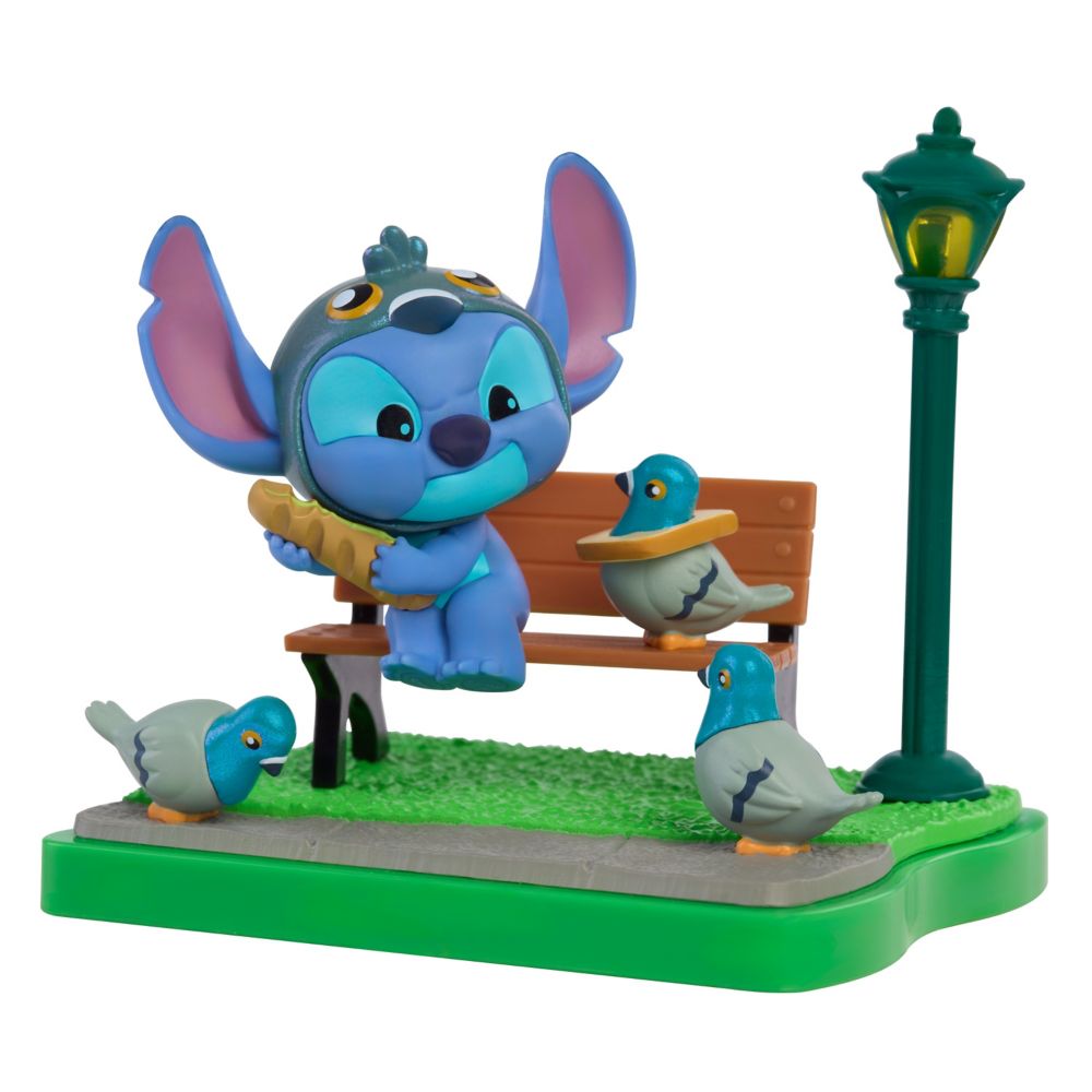 Stitch Goes Wild Scene Setter Mystery Vinyl Figure &ndash; Lilo & Stitch