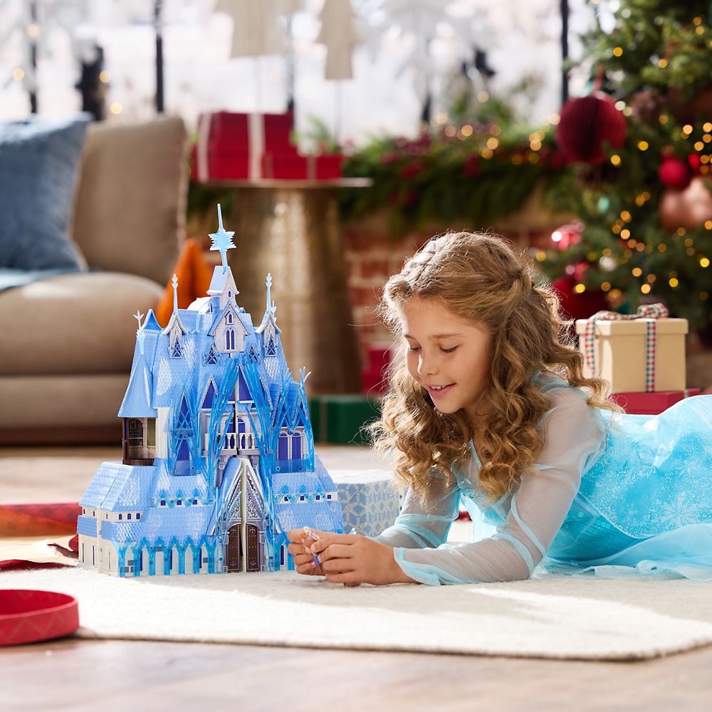 Frozen 2 Castle Play Set with Light and Sound Effects