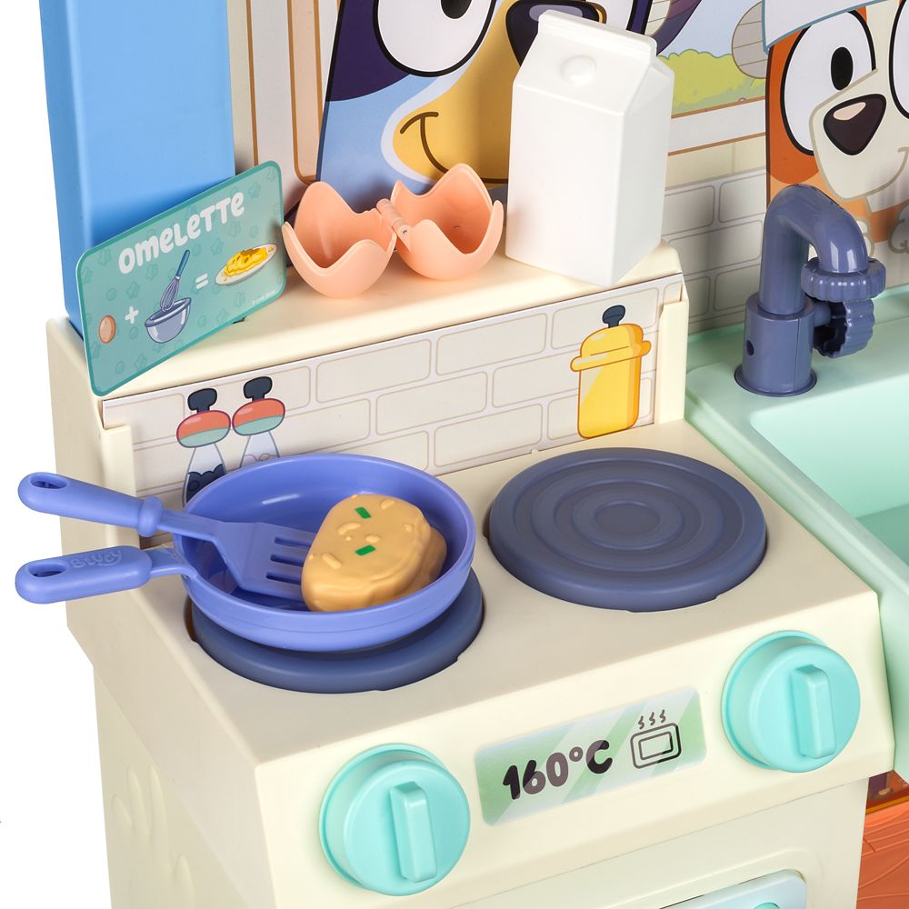 Bluey Cook With Chef Bluey Kitchen Play Set