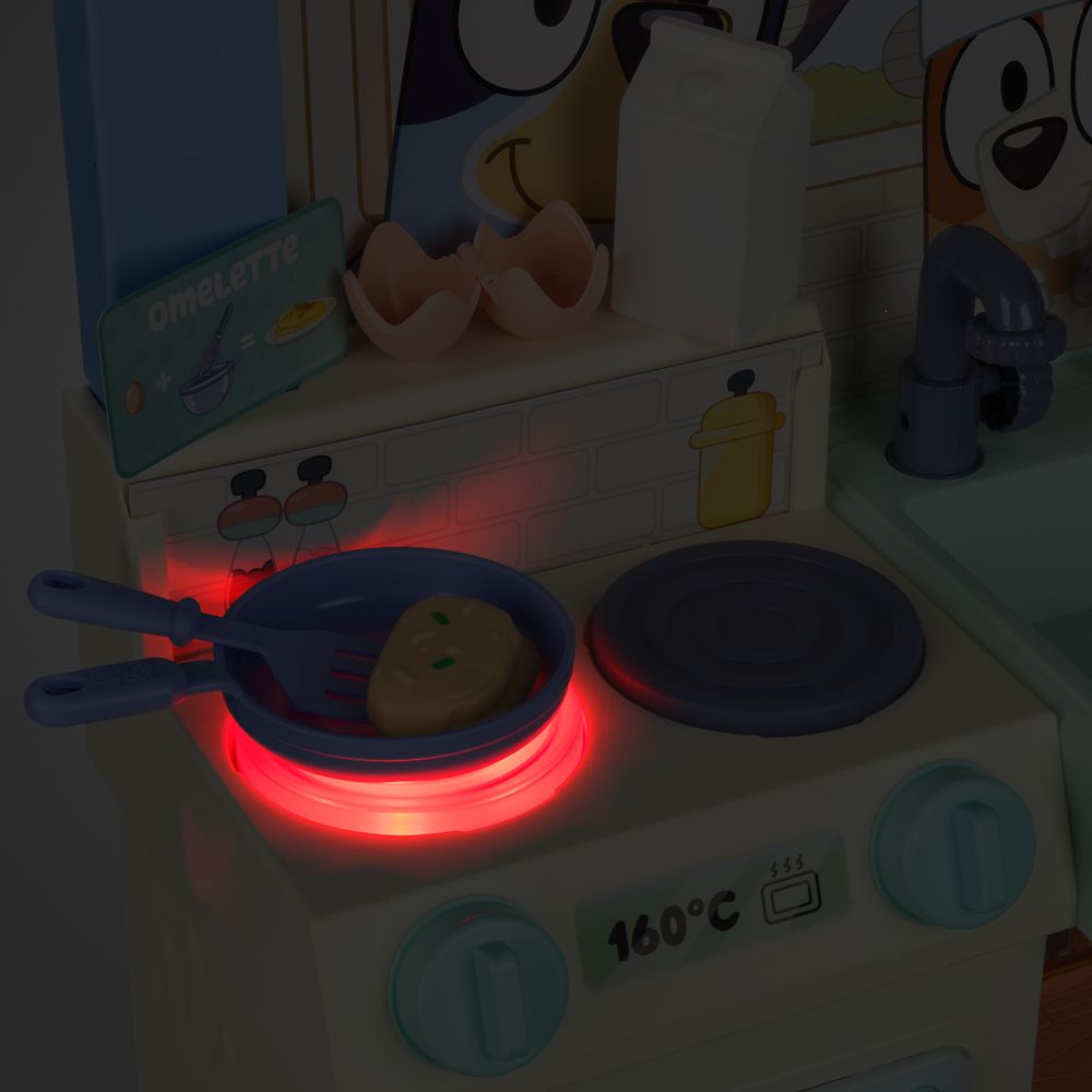 Bluey Cook With Chef Bluey Kitchen Play Set