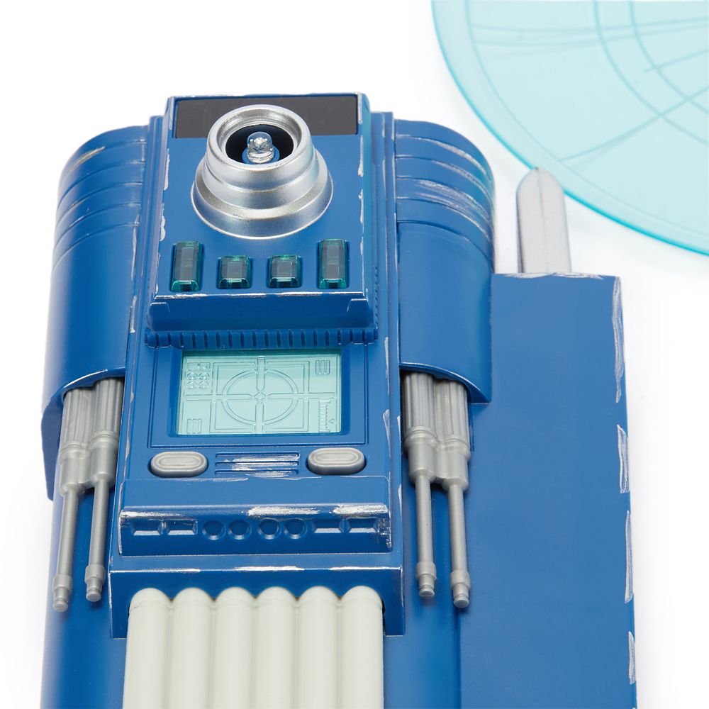 Mandalorian Vibroblade Gauntlet and Shield Set &ndash; Star Wars