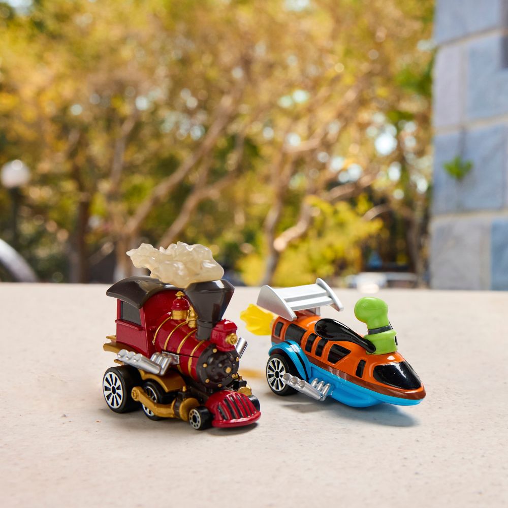 Goofy Monorail Dragster & Main Street Express &ndash; Disney Racers Set
