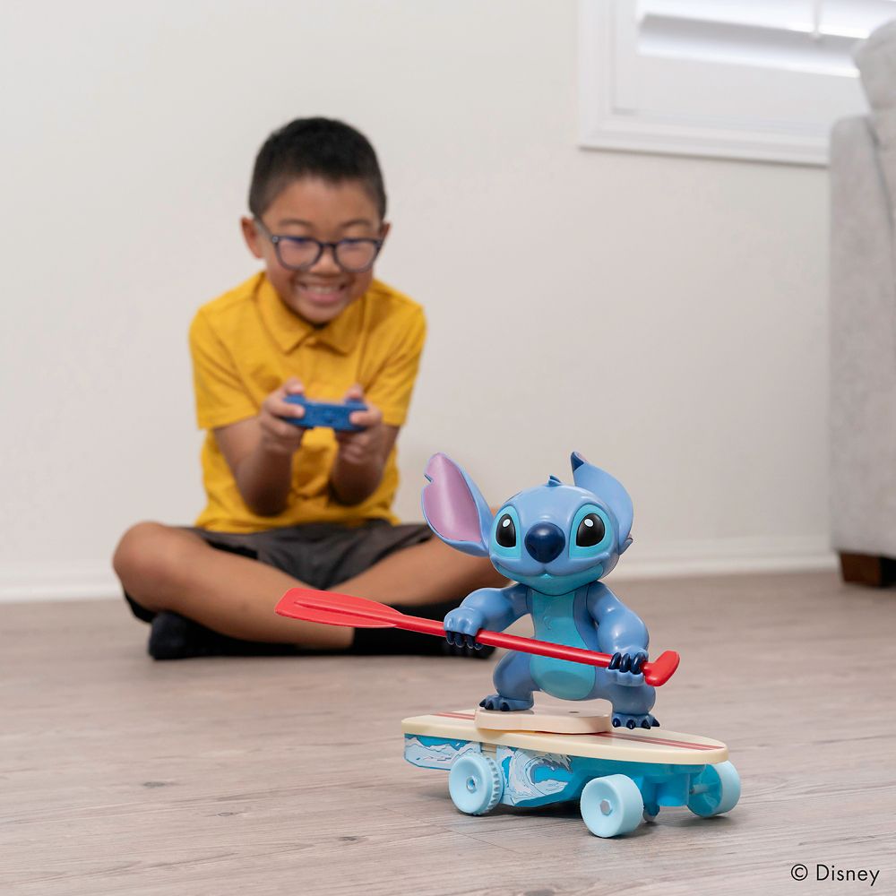 Stitch Remote-Control Surfboard &ndash; Lilo & Stitch