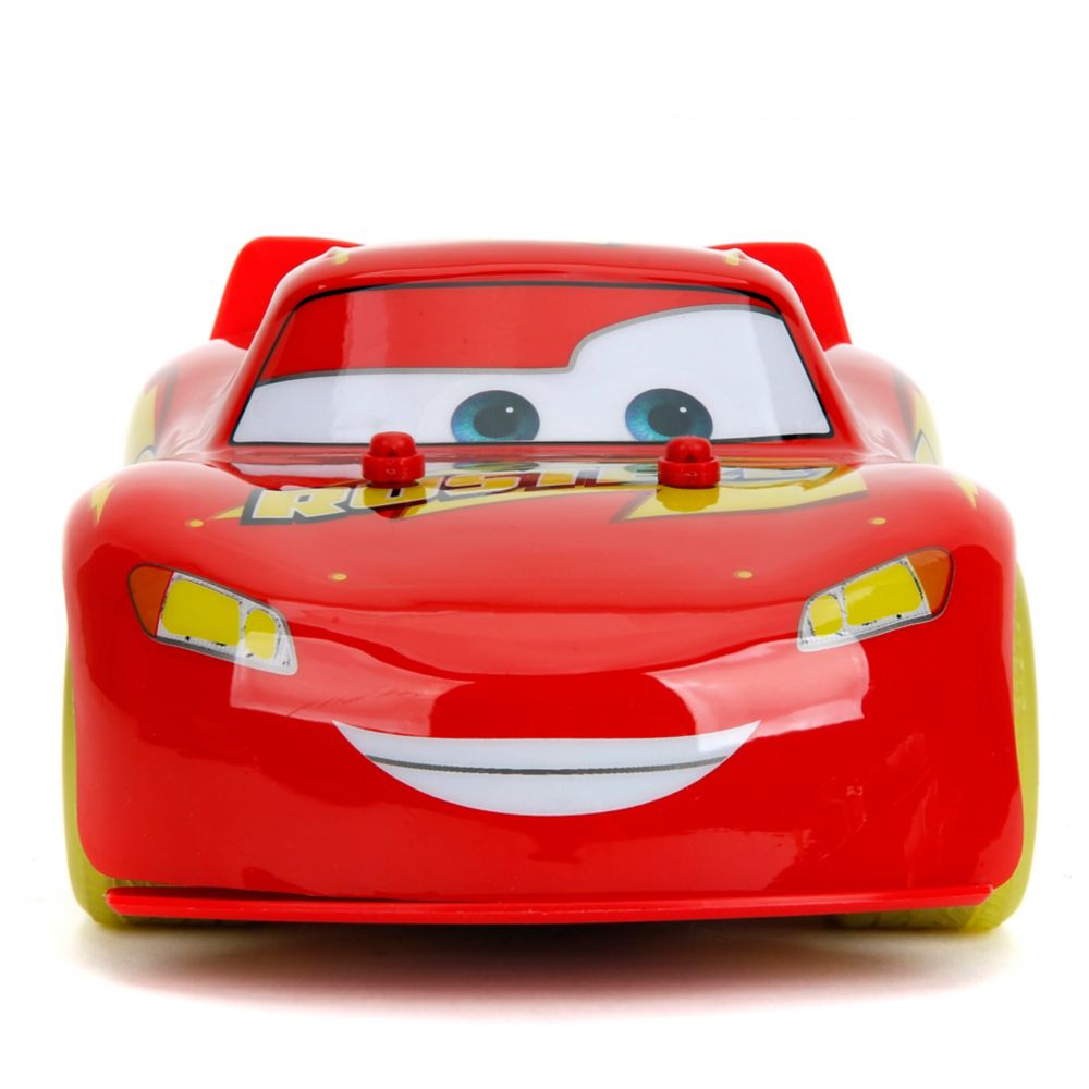 Lightning McQueen Glow Racers Light-Up Remote Control Vehicle &ndash; Cars