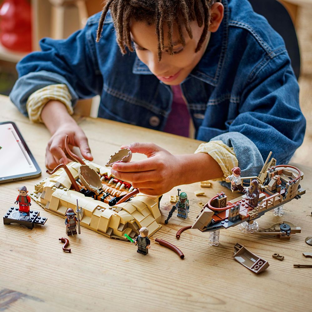 LEGO Desert Skiff & Sarlacc Pit 75396 - Star Wars Return of the Jedi