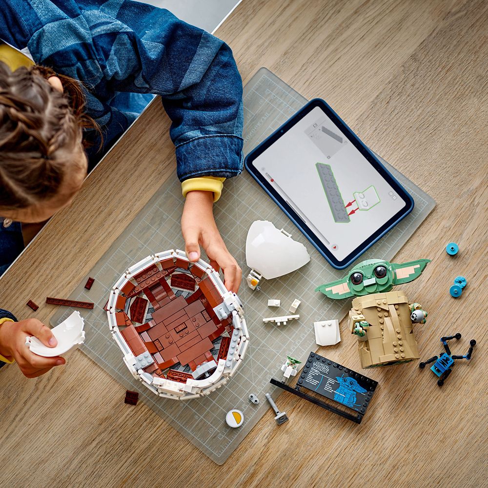 LEGO Grogu with Hover Pram 75403 - Star Wars The Mandalorian