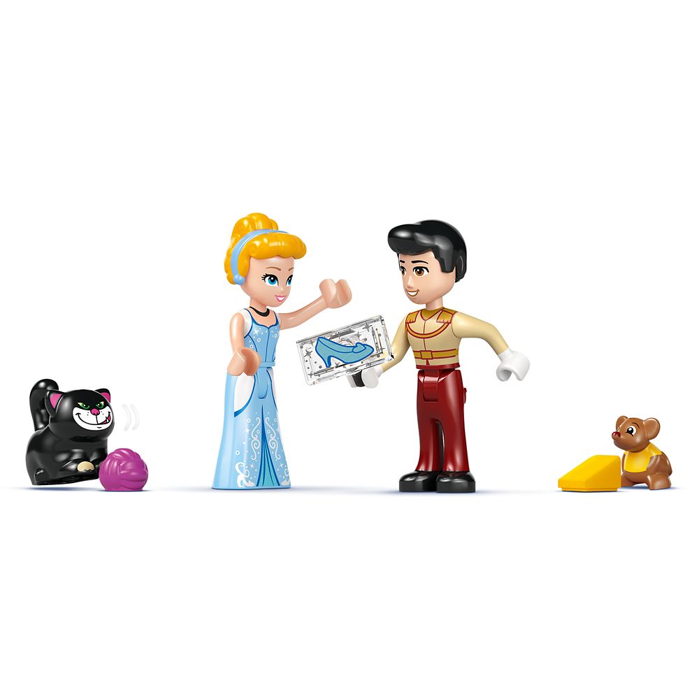 LEGO Cinderella's Castle & Horse Carriage 43275