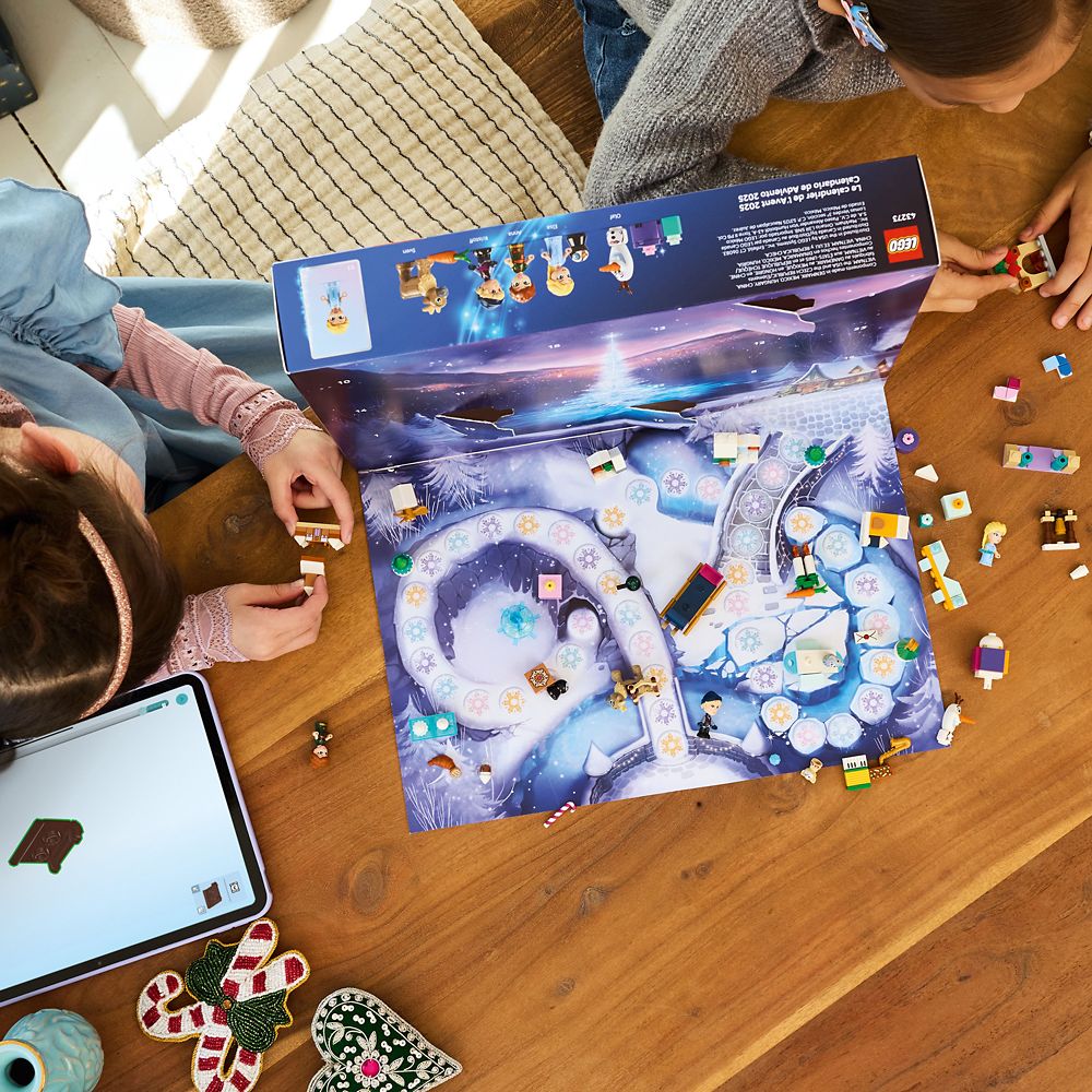 LEGO&reg; Frozen Advent Calendar 2025 &ndash; 43273