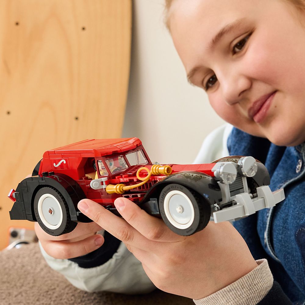 LEGO® Cruella De Vil's Car 43277 - 101 Dalmatians