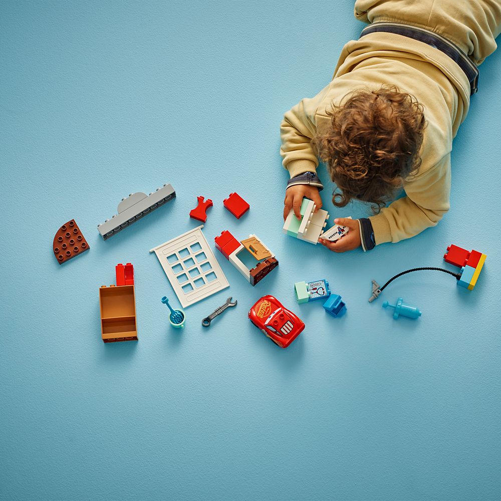 LEGO® DUPLO® McQueen's Visit to Doc's Garage 10456 - Cars