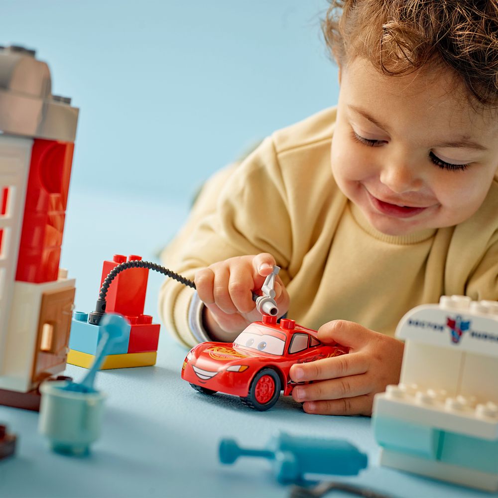 LEGO® DUPLO® McQueen's Visit to Doc's Garage 10456 - Cars