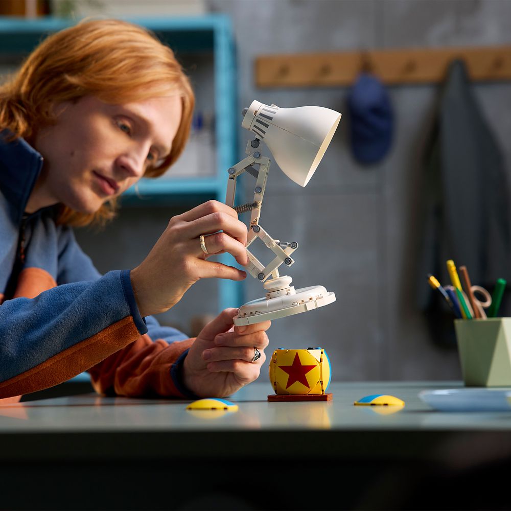 LEGO® Ideas Disney•Pixar Luxo Jr. 21357