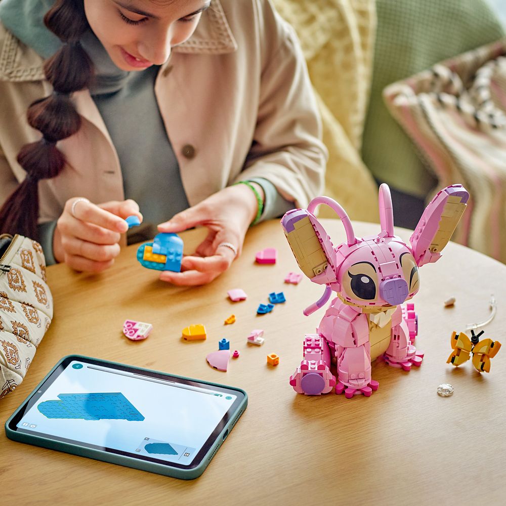 LEGO® Angel 43257 - Lilo & Stitch